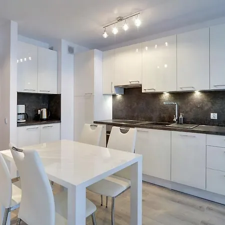 Funkcjonalne I Komfortowe Apartamenty Sun Seasons 24 W Kolobrzegu By Noclegi Renters Exterior photo