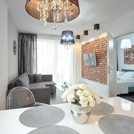 Funkcjonalne I Komfortowe Apartamenty Sun Seasons 24 W Kolobrzegu By Noclegi Renters Exterior photo